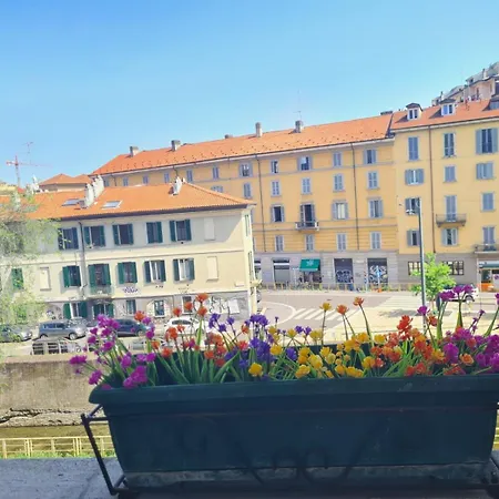 Apartment Da Vinci House Milan